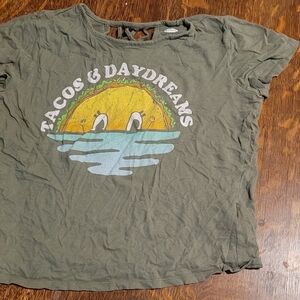 Old Navy Olive Green Tacos & Daydreams Tee